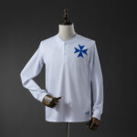 Camiseta Blackburn Rovers 2025 Aniversario Edición Especial - detalle cruz maltesa