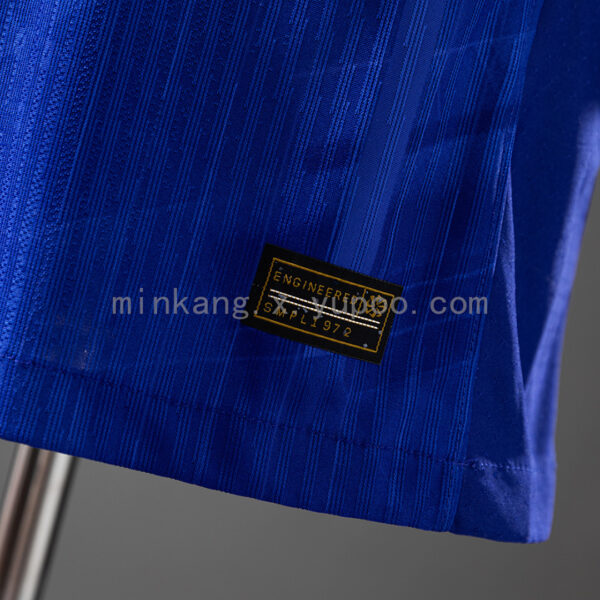 Camiseta Chelsea 2023/24 Local - detalle escudo