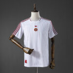 Camiseta Aston Villa 1983 Retro Local - detalle escudo
