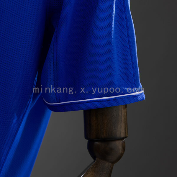 Camiseta Chelsea 2001/02 Local - detalle escudo