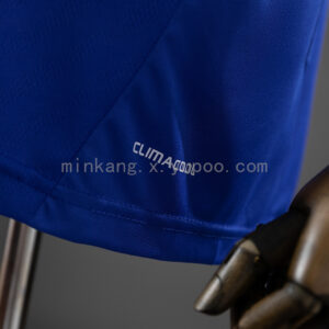 Camiseta Chelsea 2013/14 Retro Local Manga Larga - detalle escudo