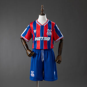 Camiseta Crystal Palace 2023/24 Local - detalle escudo