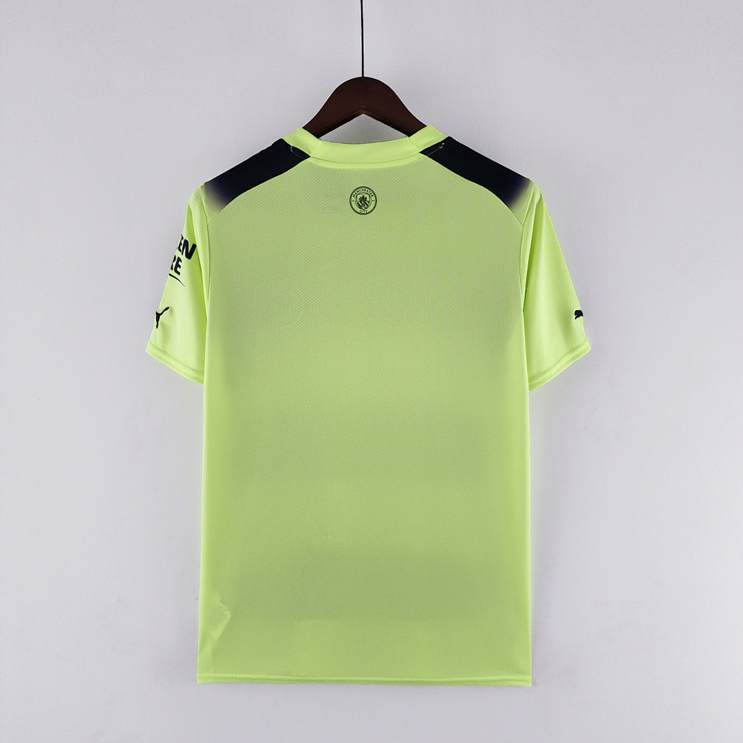 Camiseta Manchester City 2023/24 Tercera - detalle escudo