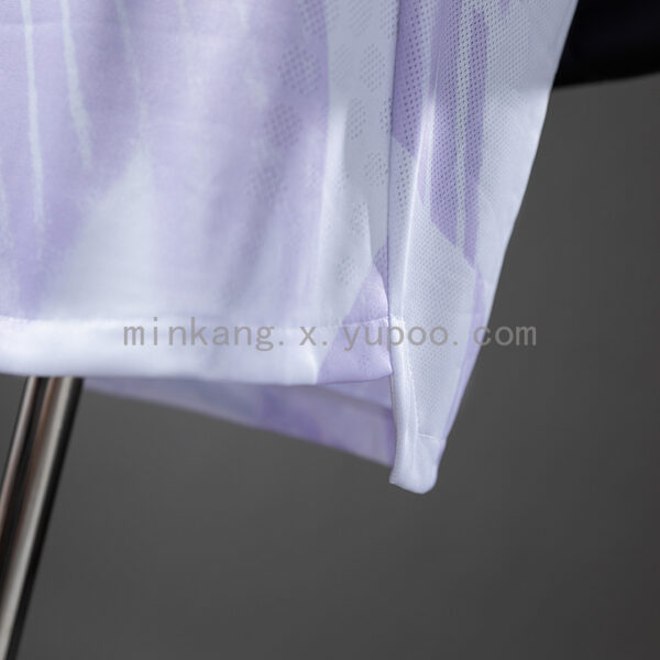 Camiseta Manchester United 2024/25 Visita - detalle escudo
