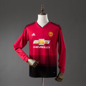 Camiseta Manchester United 2023/24 Local - detalle escudo