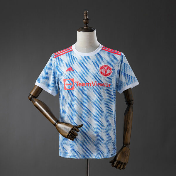Camiseta Manchester United 2021/22 Tercera - detalle escudo