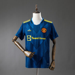 Camiseta Manchester United 2023/24 Tercera - detalle escudo
