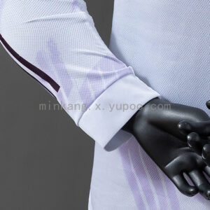 Camiseta Manchester United 2024/25 Tercera - detalle escudo