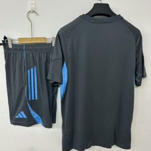 Camiseta Newcastle United 2023/24 Entrenamiento - detalle escudo
