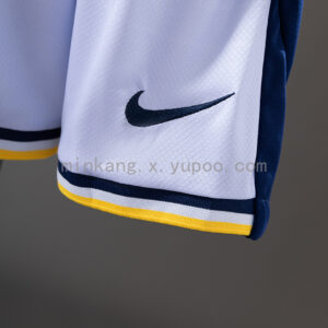 Camiseta Tottenham Hotspur 2023/24 Visita - detalle escudo
