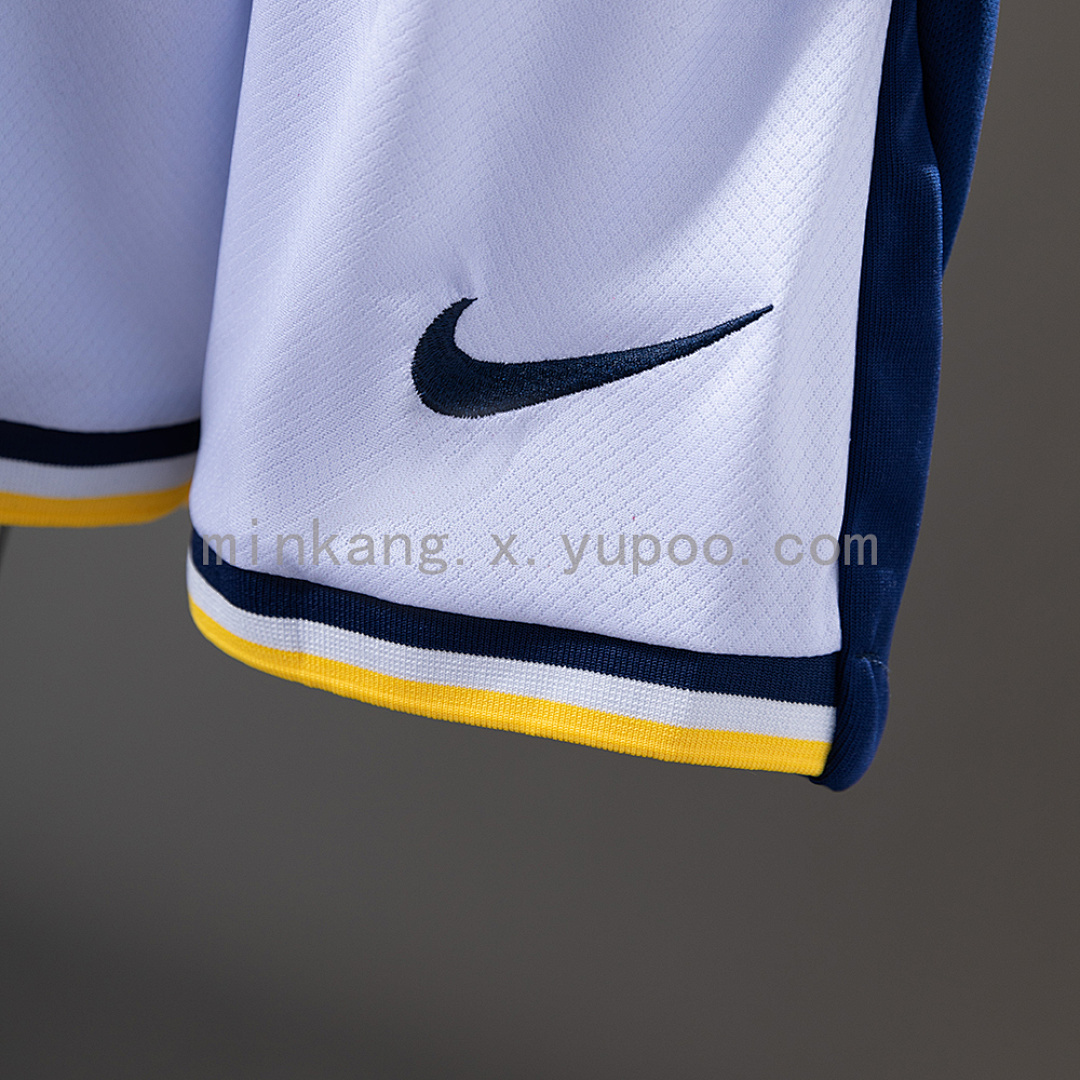 Camiseta Tottenham Hotspur 2023/24 Visita - detalle escudo