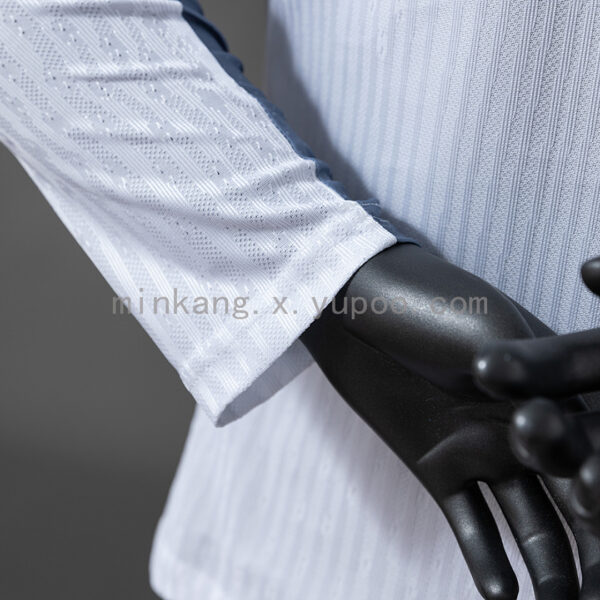 Camiseta Tottenham 2023/24 Local Versión Jugador Manga Larga - detalle escudo