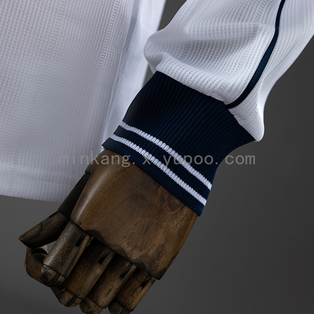 Camiseta Tottenham Hotspur 1995/96 Retro Local Manga Larga - detalle escudo