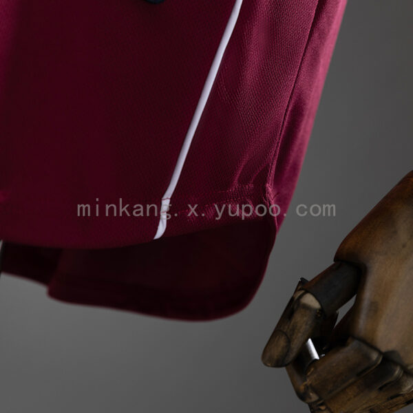 Camiseta West Ham 1999/00 Retro Local - detalle escudo y logo Fila