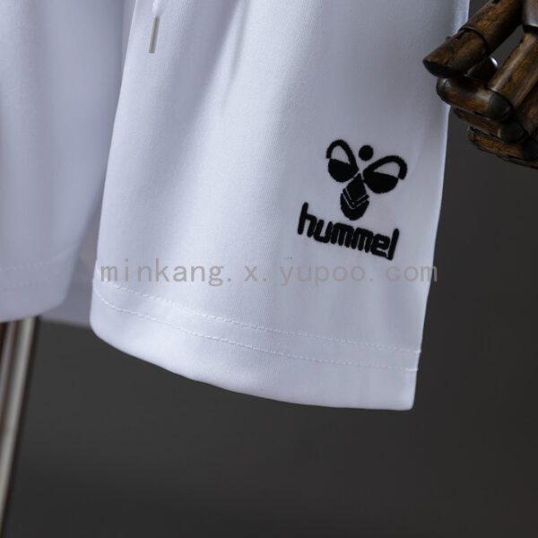 Camiseta Real Betis Temática Naruto Niño - detalle símbolo Konoha espalda