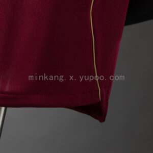 Camiseta Aston Villa 2024/25 Local - detalle escudo