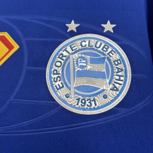 Camiseta Bahia 2024 Local — detalle escudo