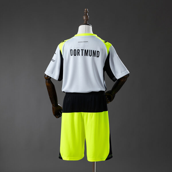 Camiseta Borussia Dortmund 2023/24 Visita - vista trasera