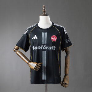 Camiseta 1. FC Nürnberg 2024/25 Local - detalle patrocinador 'toolcraft'