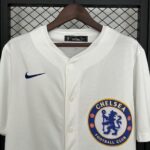 Camiseta Chelsea 2025 Local - detalle escudo