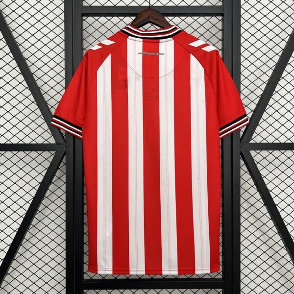 Camiseta Sunderland 2023/24 Local - detalle escudo