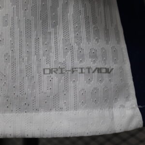 Camiseta Tottenham Hotspur 2020/21 Local - detalle escudo