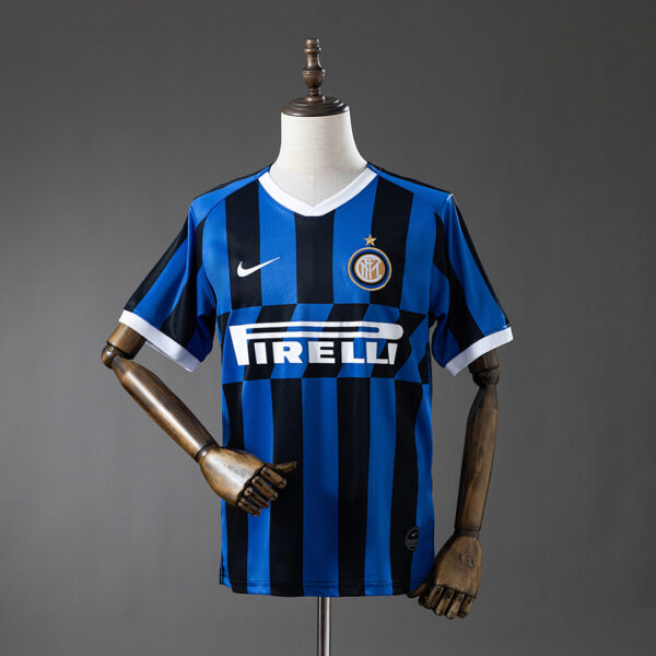 Camiseta Inter Milan 1999/2000 Visita Retro - detalle escudo Inter Milan