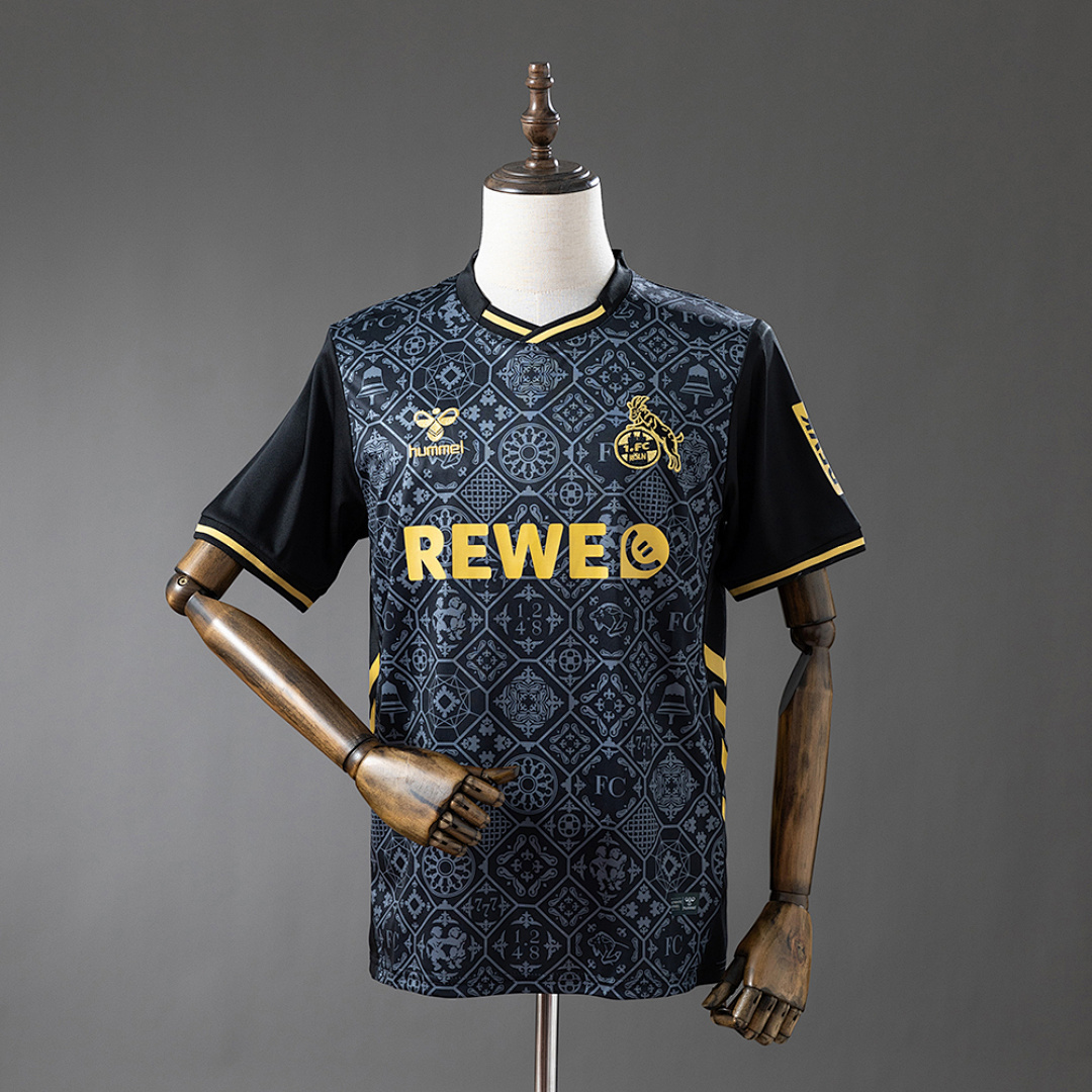 Camiseta 1. FC Köln 2019/20 Tercera - detalle escudo