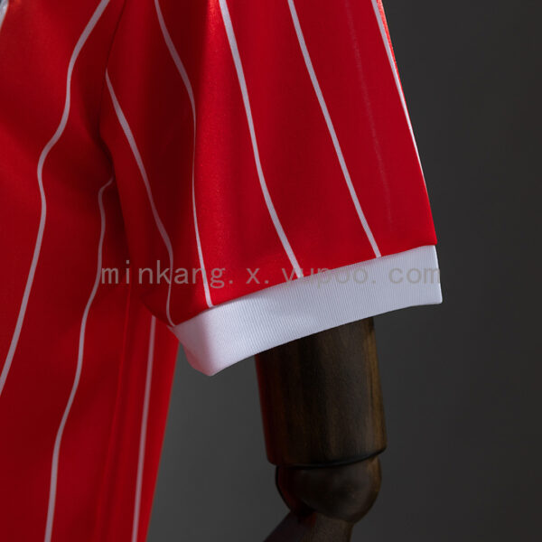 Camiseta FC Köln 1978 Retro Local - detalle escudo