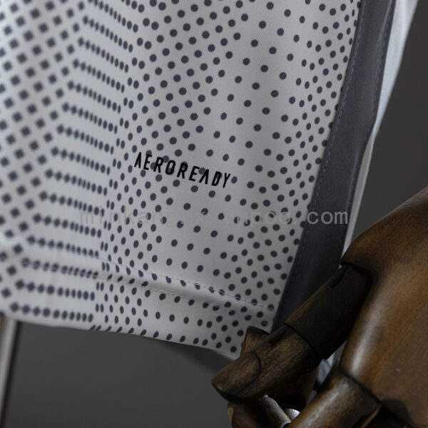 Camiseta Atlético Mineiro 2024/25 Visita — detalle escudo