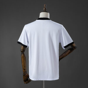 Camiseta Atlético Mineiro 2023/24 Visita — detalle escudo y logo Nike