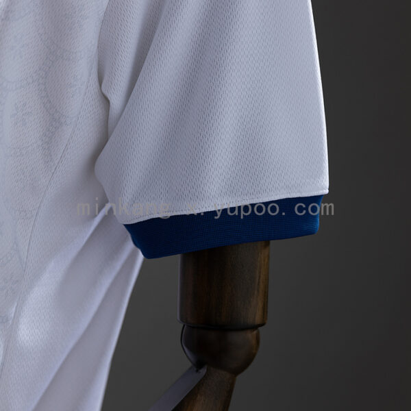 Camiseta Esporte Clube Bahia 2024/25 Local – detalle escudo y logo Puma