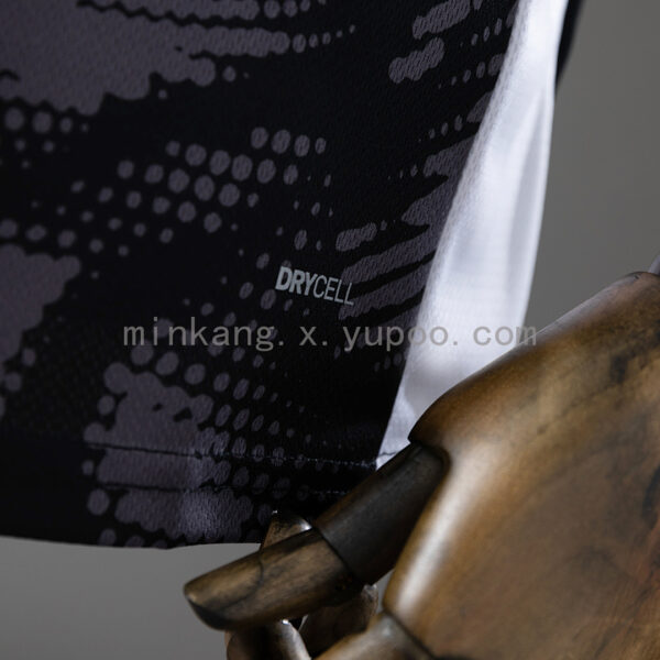 Camiseta Esporte Clube Bahia 2024/25 Arquero — detalle escudo