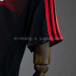 Camiseta Flamengo 2017 Tercera — detalle escudo