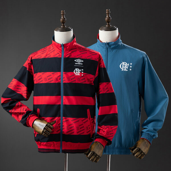 Camiseta Flamengo 2024/25 Cortaviento — detalle escudo