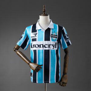 Camiseta Grêmio 1995 Retro Local — detalle escudo