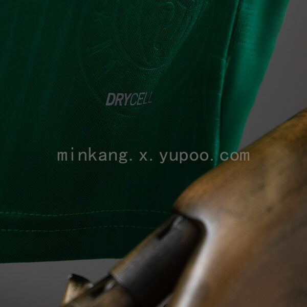 Camiseta Palmeiras 2023/24 Local — detalle escudo