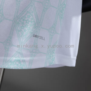 Camiseta Palmeiras 2024 Local — detalle escudo