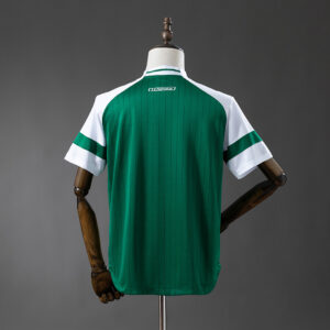 Camiseta Palmeiras 2024/25 Local — detalle escudo con estrella roja