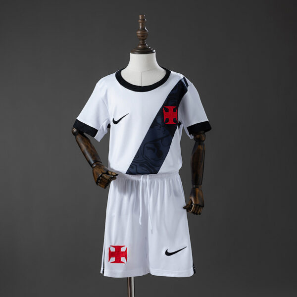 Camiseta Vasco da Gama 2024/25 Visita — detalle escudo