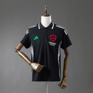 Camiseta Arsenal 2024/25 Polo de Entrenamiento - detalle del escudo del club