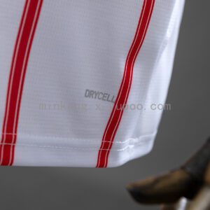 Camiseta Girona 2023/24 Local — detalle logo Puma
