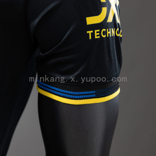 Camiseta Manchester United 2023/24 Tercera Versión Jugador - vista trasera