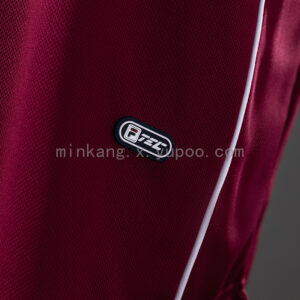Camiseta West Ham 1999/00 Retro Local - detalle patrocinador Dr. Martens