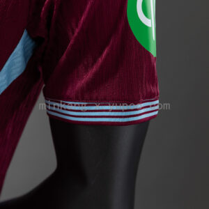 Camiseta West Ham United 2021/22 Local Versión Jugador - detalle cuello y ribetes en mangas