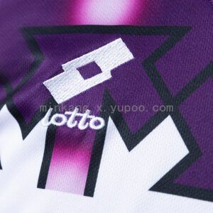 Camiseta Fiorentina 1996 Retro Visita Manga Larga - detalle escudo Lotto