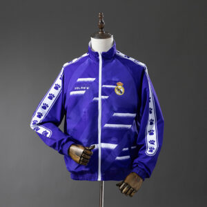 Camiseta Real Madrid 1991 Retro Entrenamiento Blanca — detalle logo Kelme
