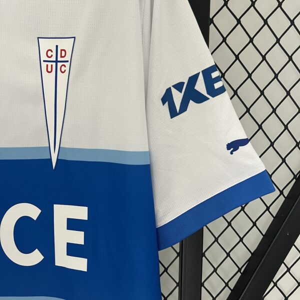 Camiseta Universidad Catolica 2023 Local - vista trasera