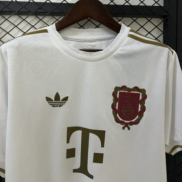 Camiseta Bayern Munich 2020 Aniversario Local - detalle