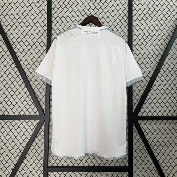 Camiseta Universidad de Chile 2024 Visita - detalle